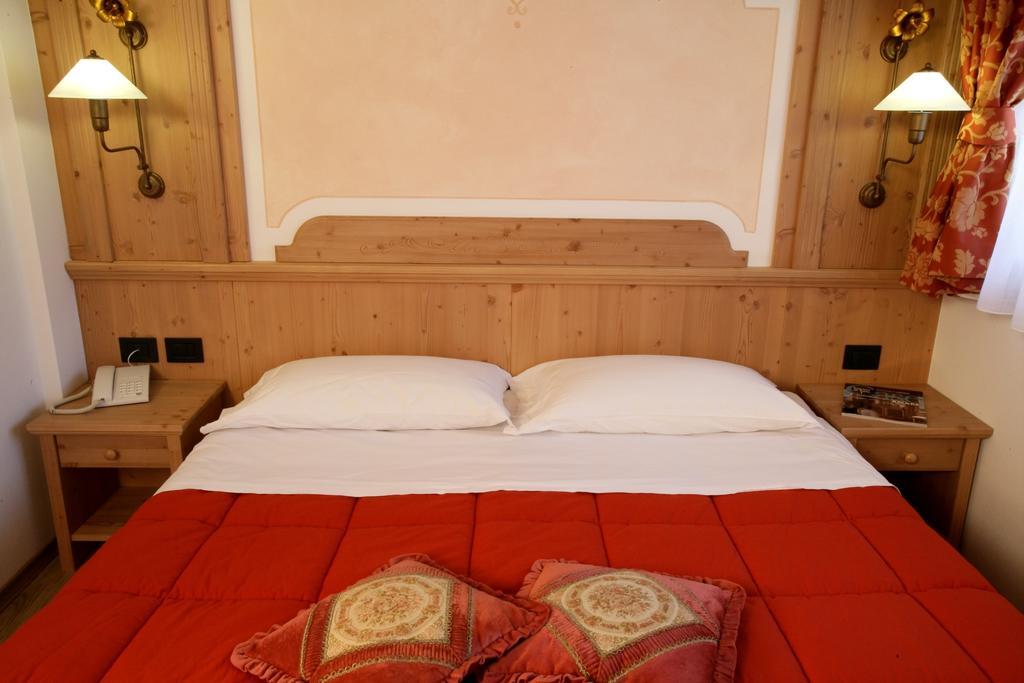 Hotel Garni La Roccia 4*