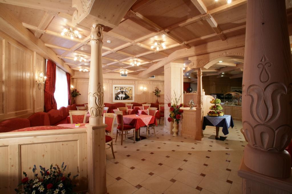 Hotel Garni La Roccia Andalo