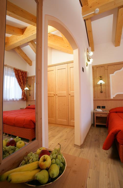 Hotel Garni La Roccia Andalo